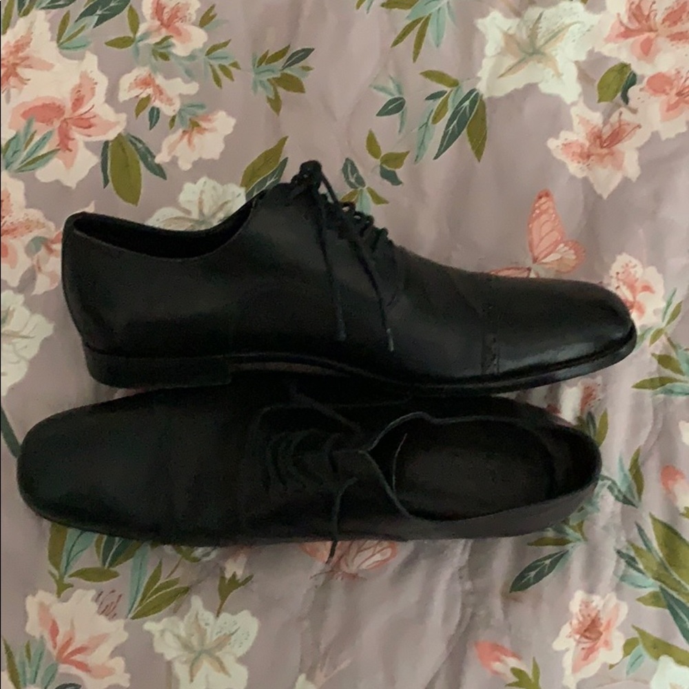 Men’s Gucci shoes - Picture 7 of 8
